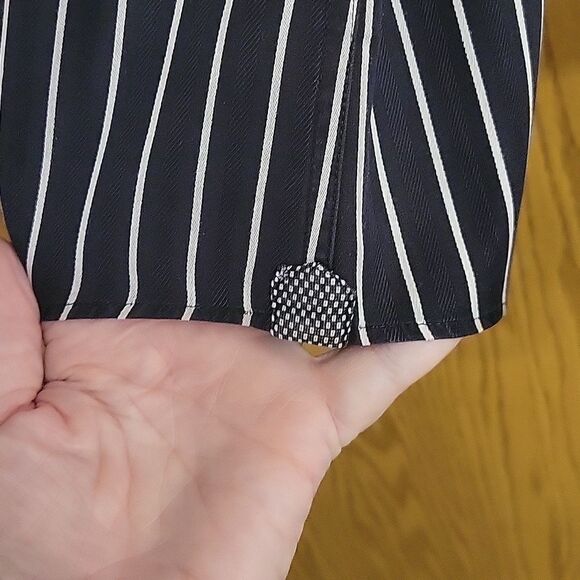 Bugatchi Men's Dress Shirt - Picture 4 of 10